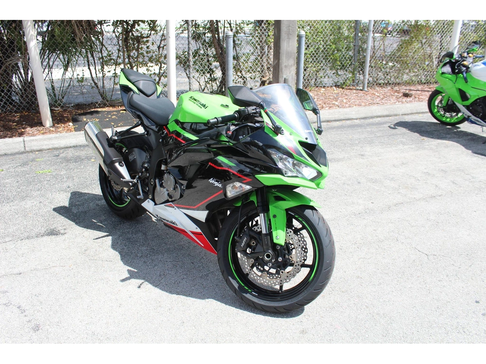 2021 Kawasaki Ninja6r