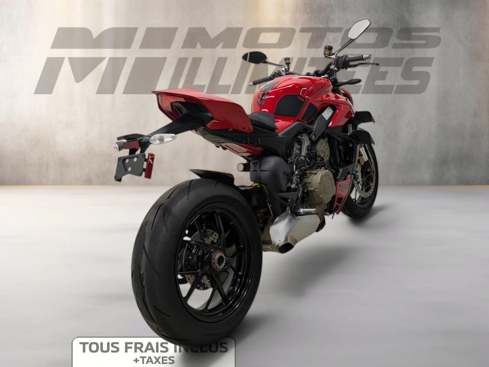 Ducati Street Fighter V4 2024