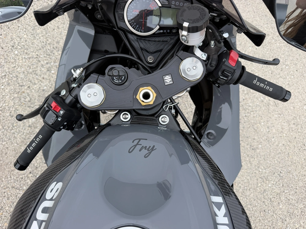 2025 Suzuki Gsx-r750z alt