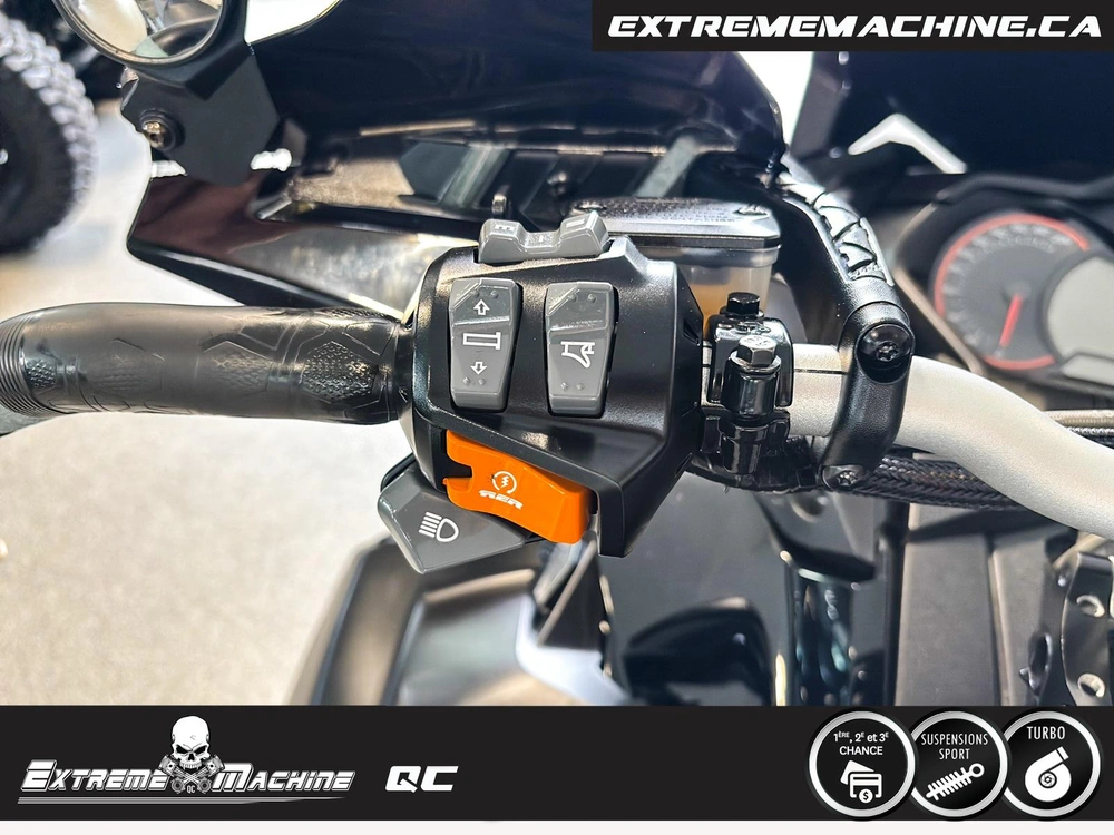 Skidoo Renegade X 900 Ace Turbo Très Propre!!! 2019 alt