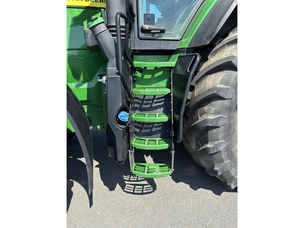 2021 John Deere 7r 250 alt