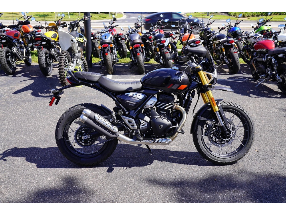2026 Triumph Scrambler 400 Xc alt