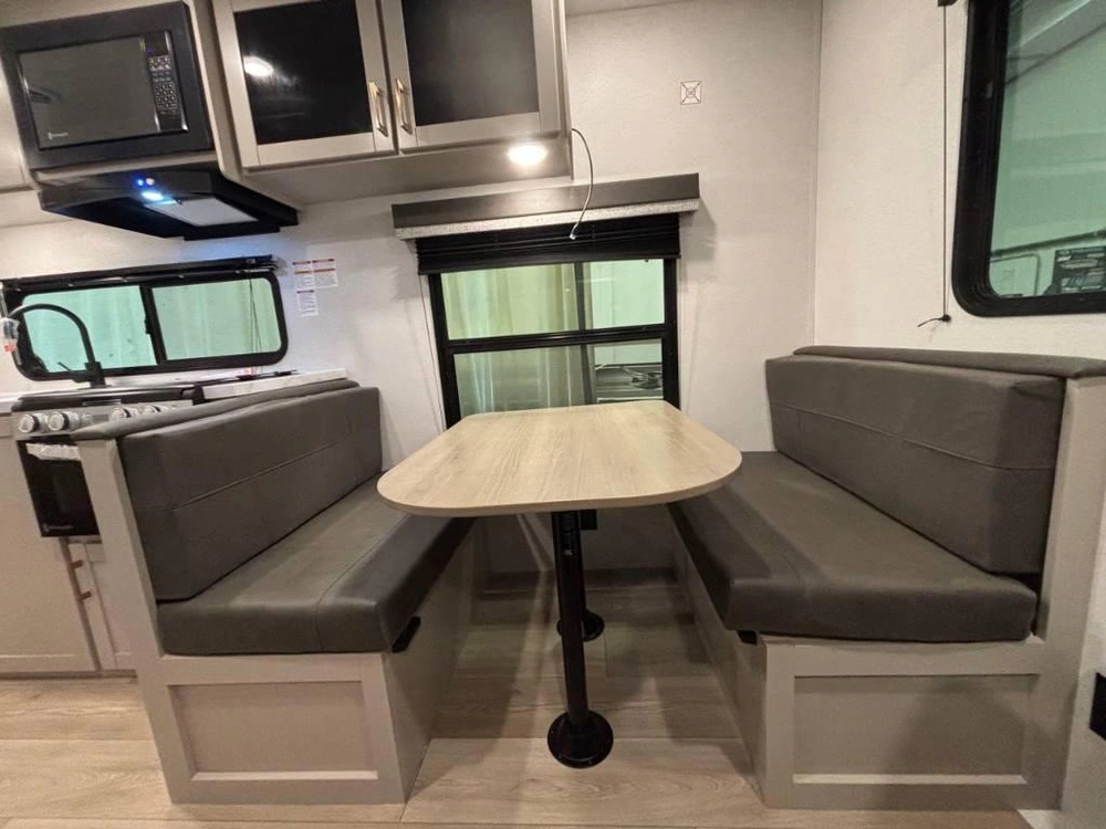 Jayco Jay Flight 210qb 2027 alt