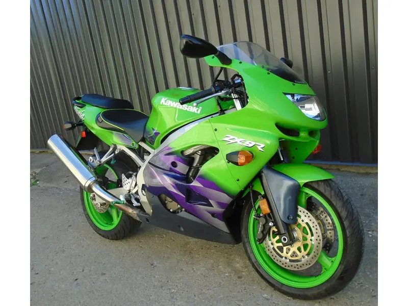 1999 Kawasaki zx9 for sale in Montréal | Shop A Ride