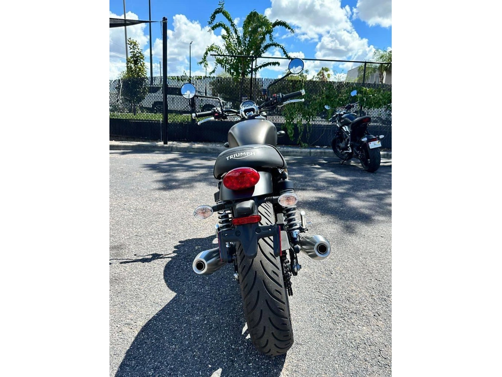 2023 Triumph Speed Twin 900 alt