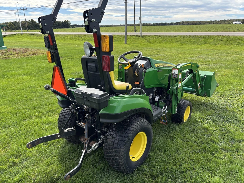 John Deere 1023e 2021