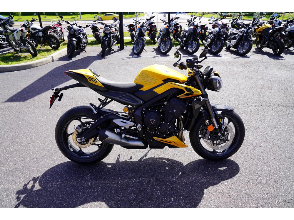 2026 Triumph Street Triple 765 Rs alt