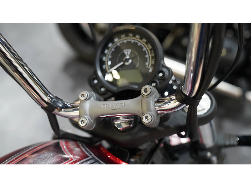 2025 Triumph Bonneville Bobber - Tt Custom 1 Of 1 alt
