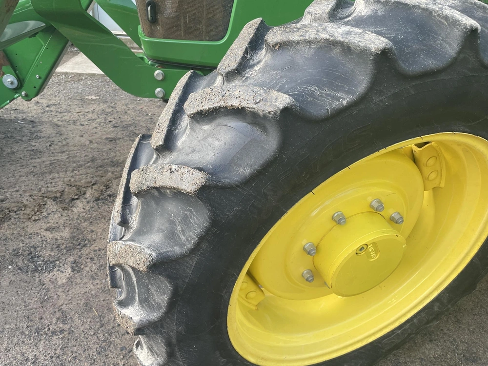 2021 John Deere 5100r alt