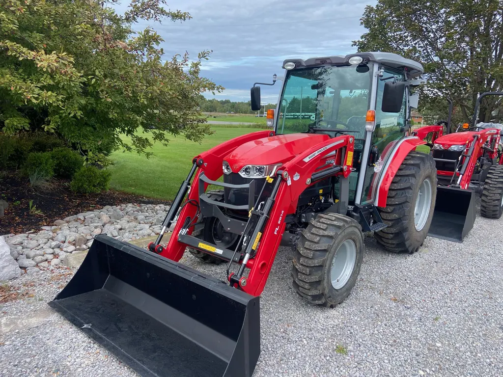 2026 Massey Ferguson Massey 2M.60 DLX CAB HYDRO
