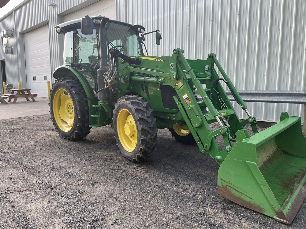 2021 John Deere 5100r alt