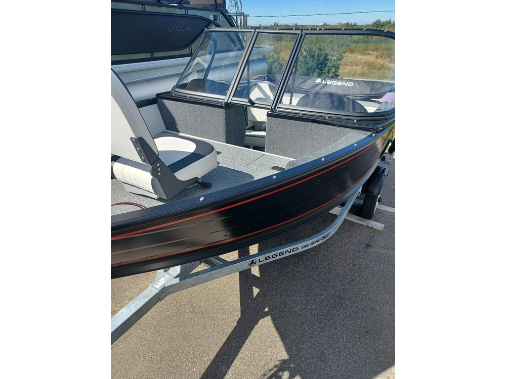 2026 Legend Boats R15 alt