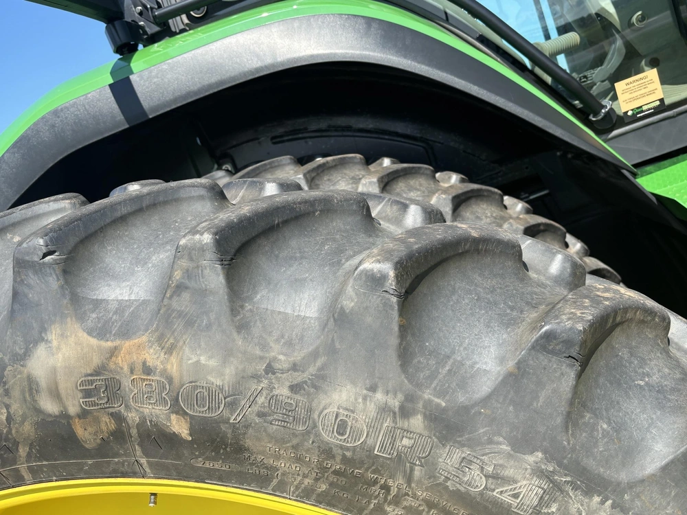 2023 John Deere 7r 210