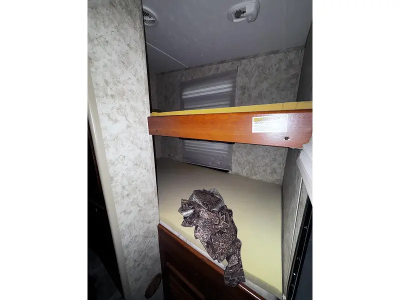 Keystone RV Cougar 27SAB12 2012