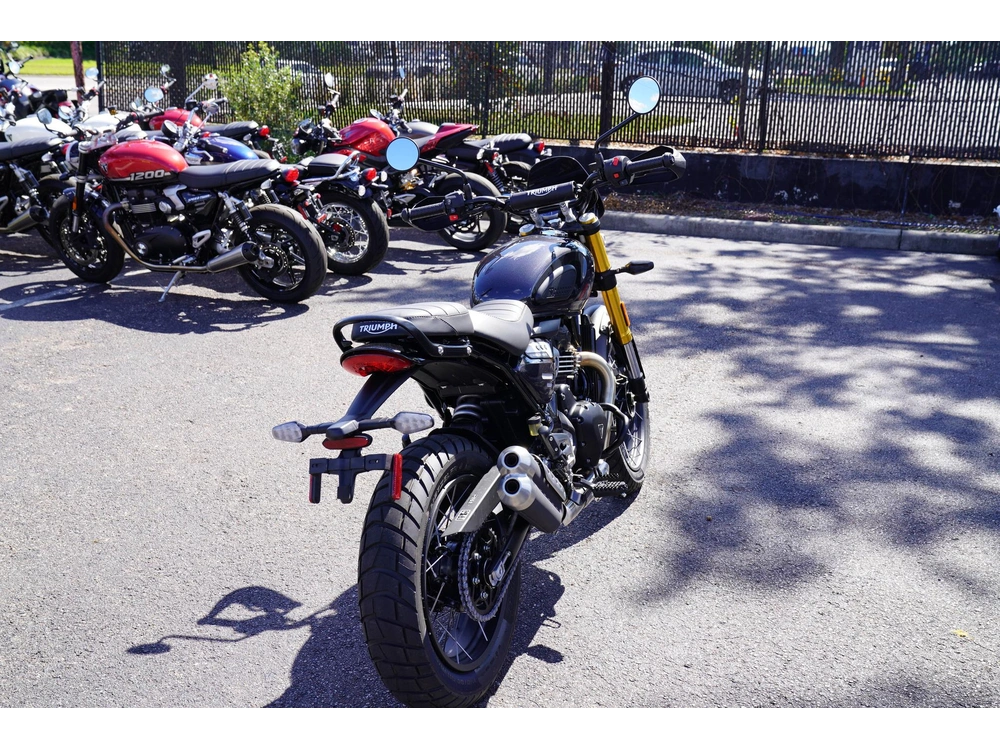 2026 Triumph Scrambler 400 Xc alt