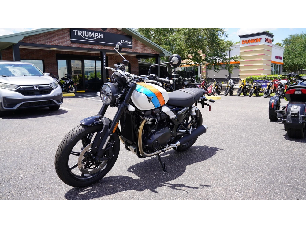 2026 Triumph Speed Twin 900 alt