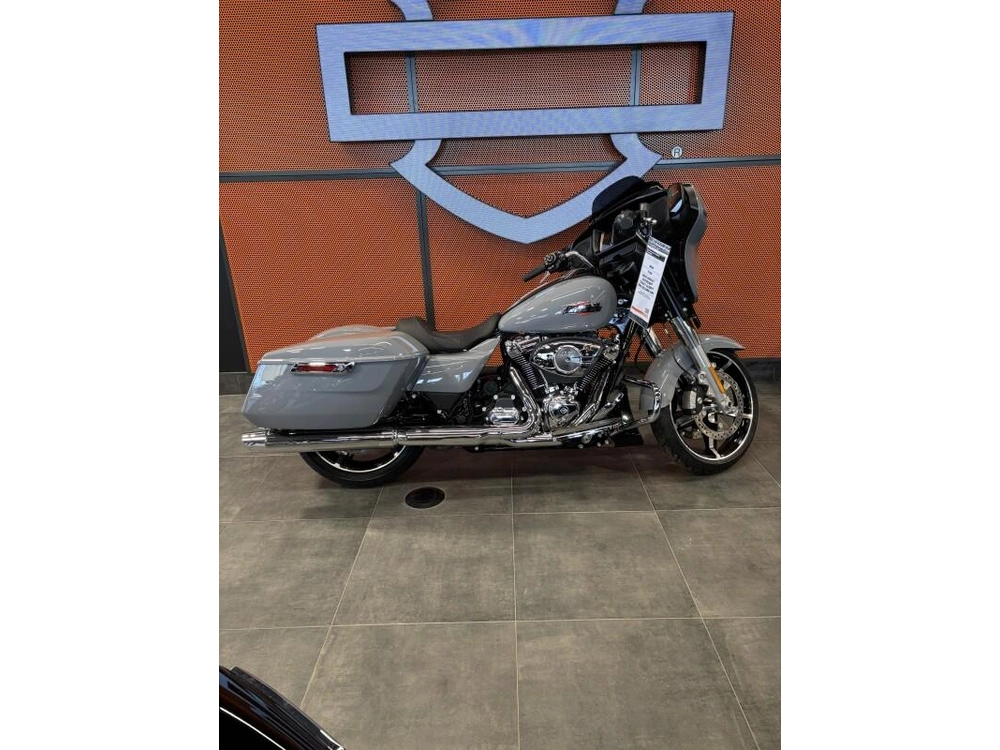 2026 Harley-davidson Grand American Touring alt