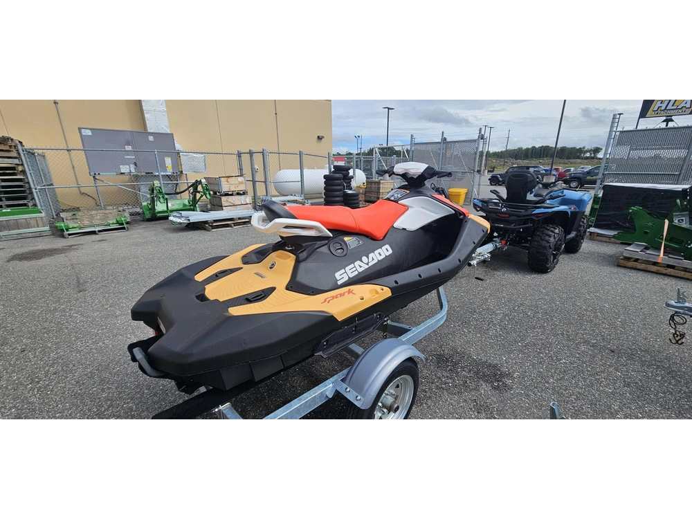 2025 Sea-doo Spark 3up alt
