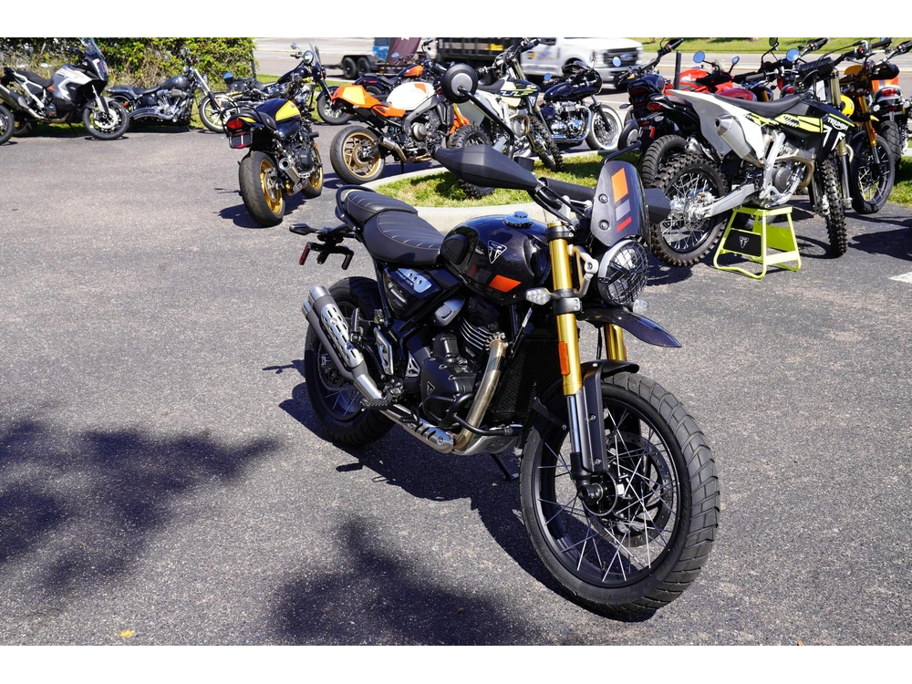 2026 Triumph Scrambler 400 Xc alt