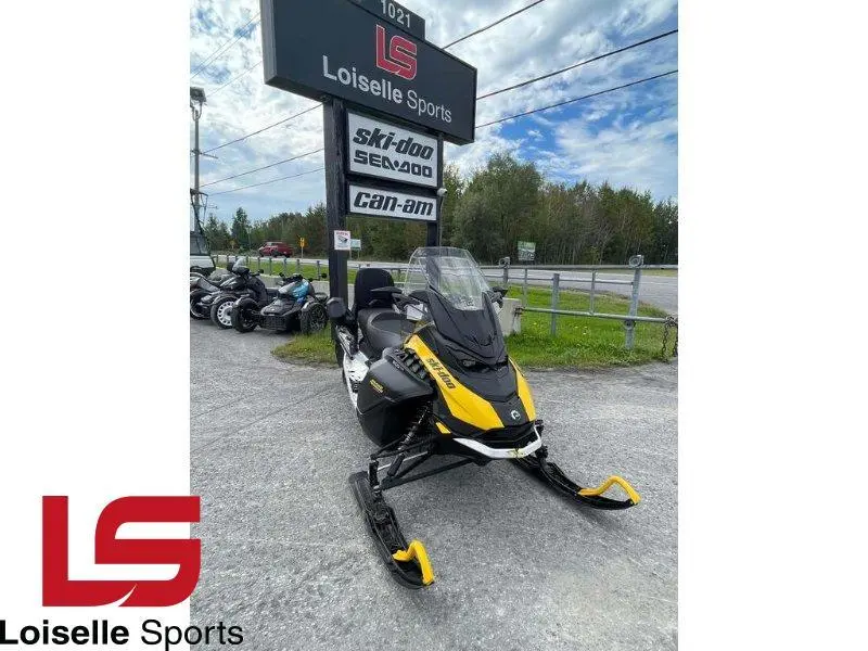2026 Ski-Doo GRAND TOURING SPORT 600 ACE Silent Track II 1.25'' E.S. 