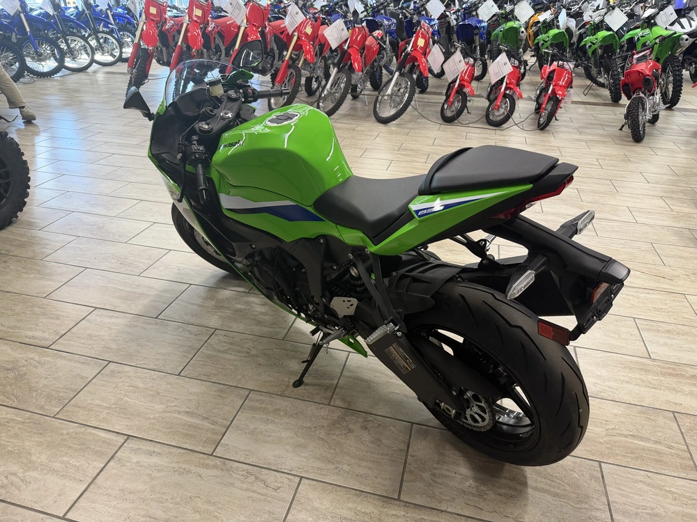 2026 Kawasaki Ninja® Zx™-6r Base