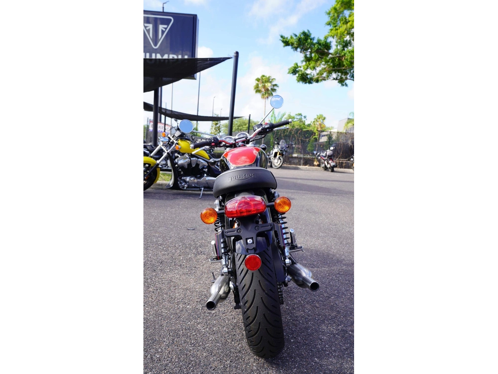 2026 Triumph Bonneville T100 alt