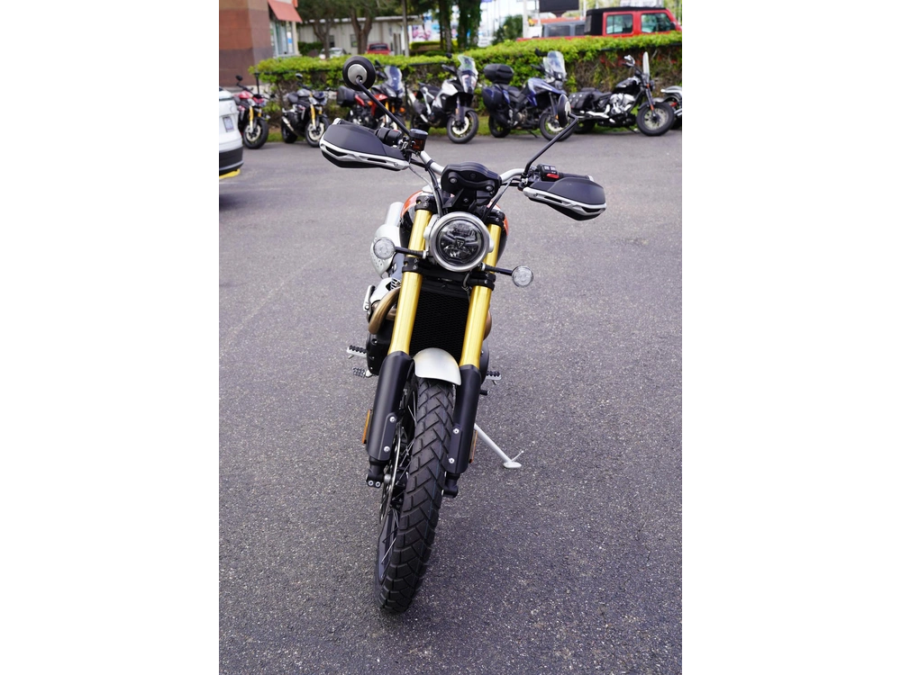 2024 Triumph Scrambler 1200 Xe alt