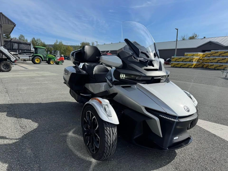Can-am Rt Limited 2022 alt