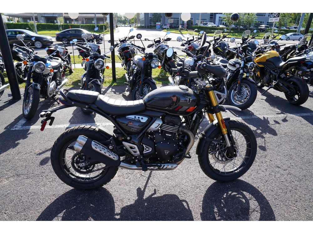 2026 Triumph Scrambler 400 Xc alt