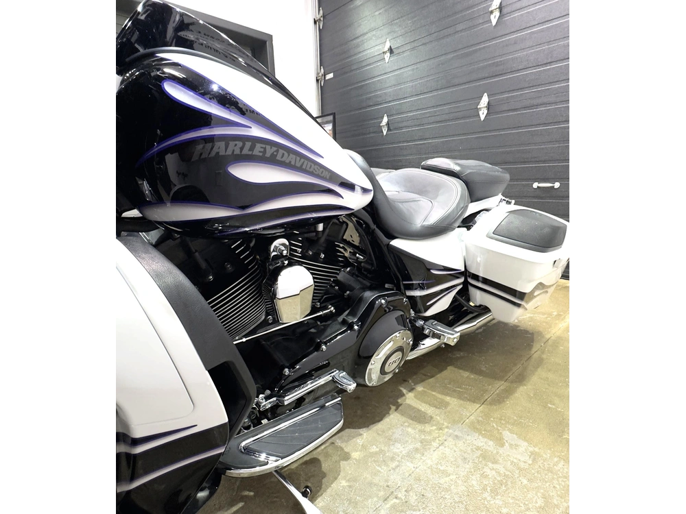 Harley-davidson Street Glide Cvo 2016 alt