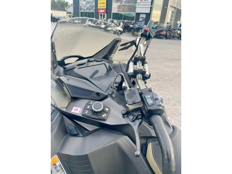 BRP MACH Z 900 ACE TURBO R 2022
