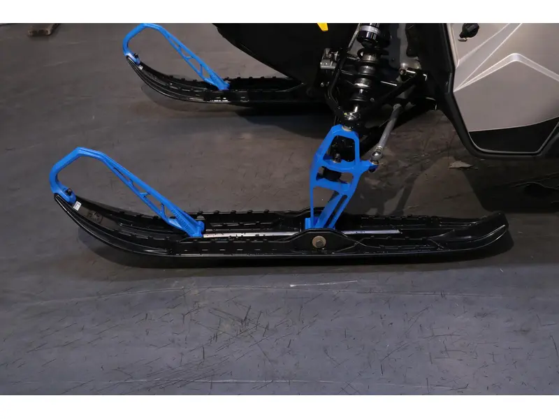2027 Polaris 850 TITAN NORDIC PRO