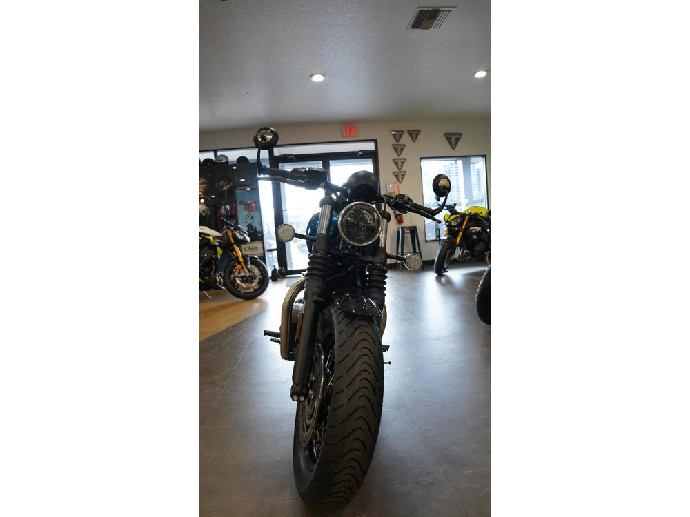 2026 Triumph Bonneville Bobber alt
