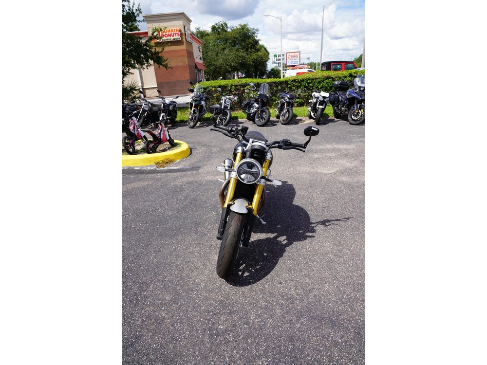 2025 Triumph Speed Twin 1200 Rs alt