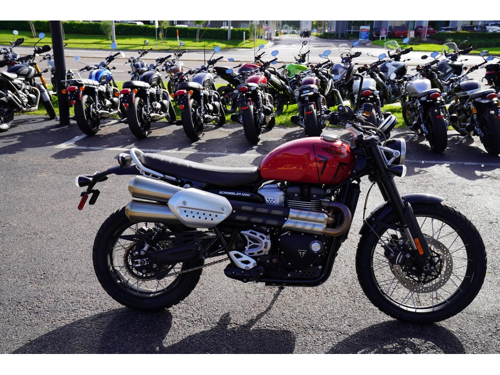 2025 Triumph Scrambler 1200 X alt