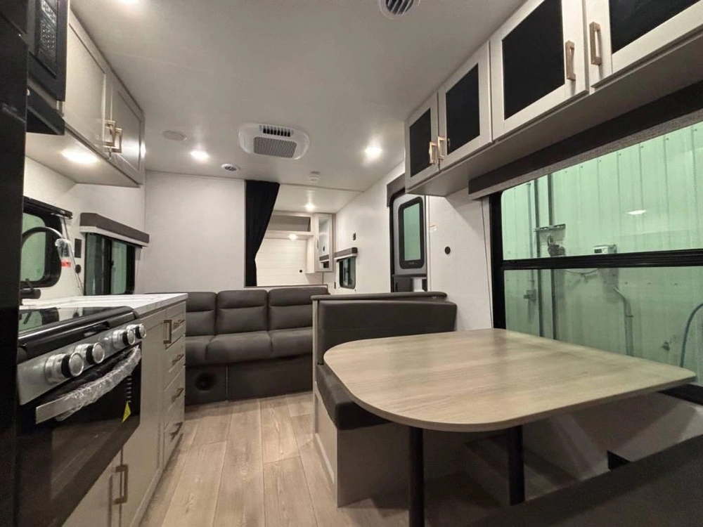 Jayco Jay Flight 260bh 2027 alt