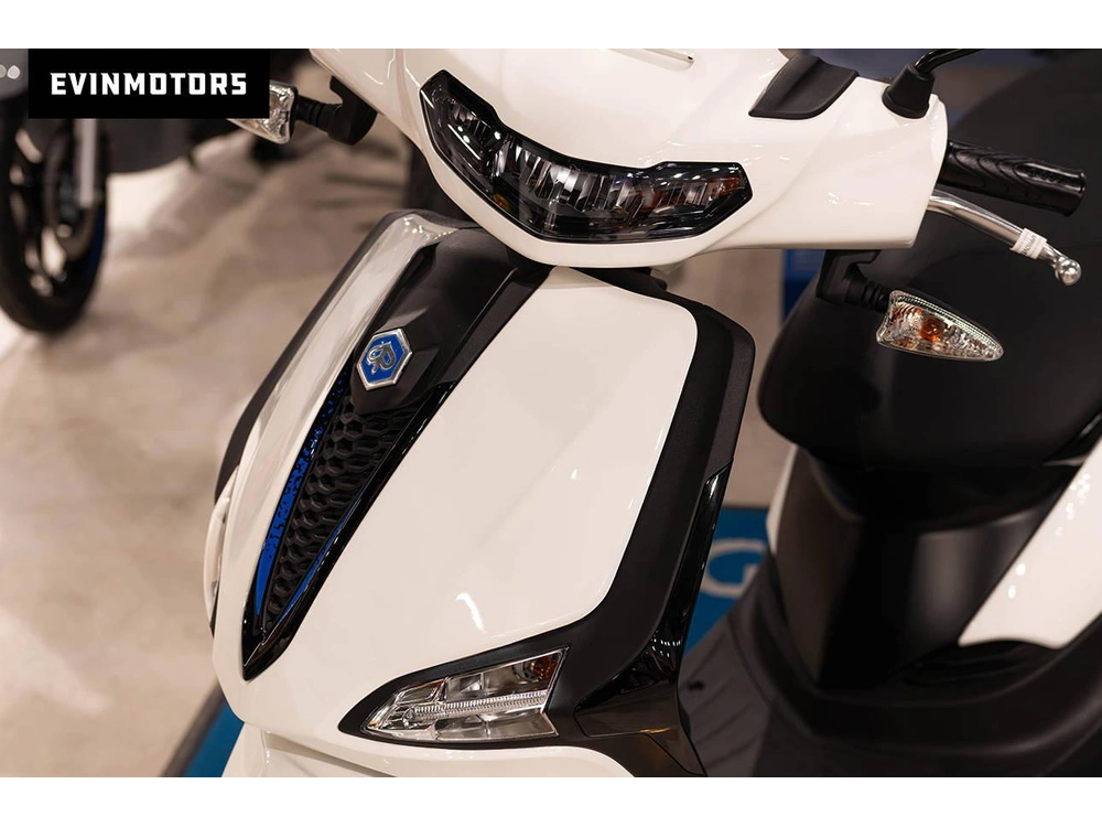 2026 Piaggio Liberty 150 S