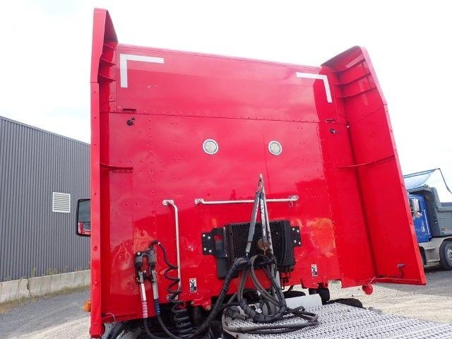 2016 Peterbilt 579