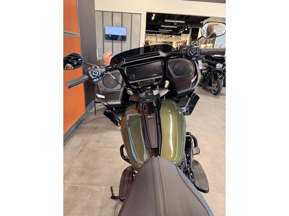 2026 Harley-davidson Grand American Touring alt