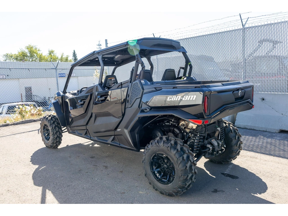 2026 Can-am Commander Max Xt 700 6kth alt