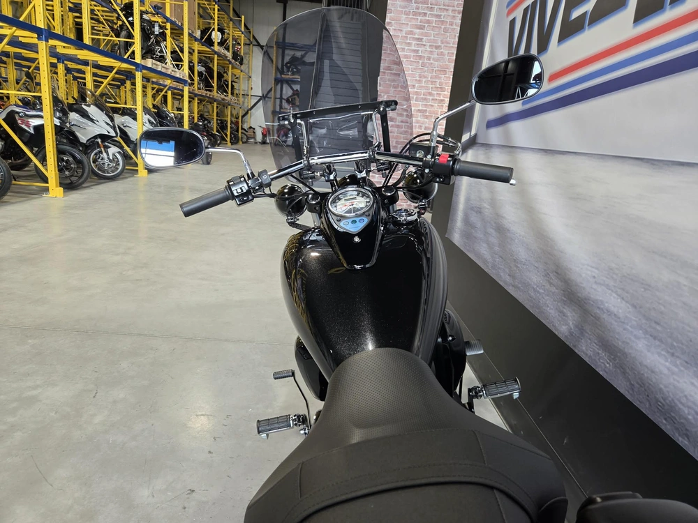 Kawasaki Vulcan 900 2026 alt