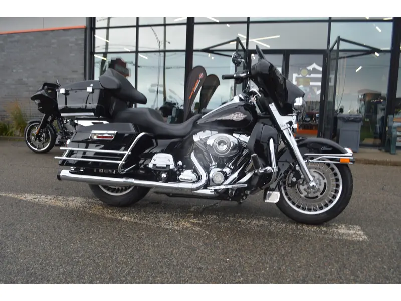 Harley-davidson Flhtcu 2010 alt