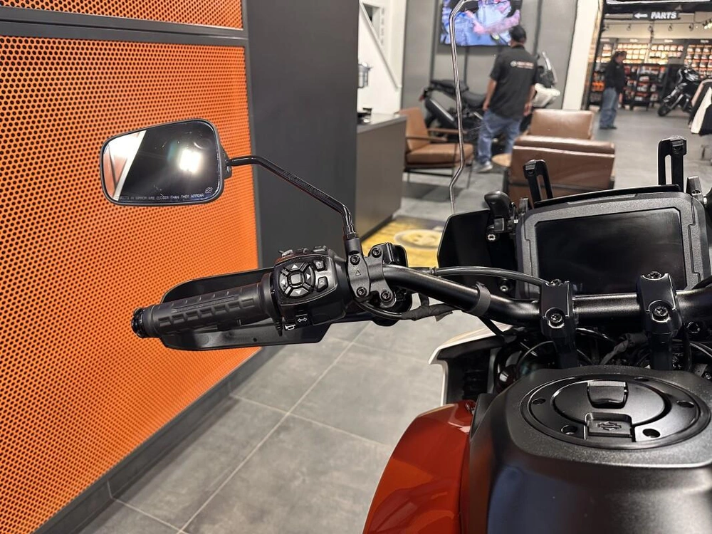 2024 Harley-davidson Adventure Touring alt