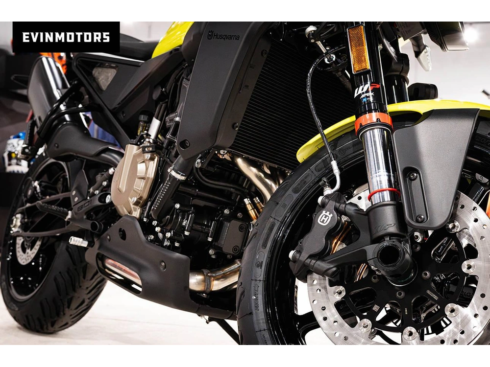 2026 Husqvarna Motorcycles Vitpilen 801