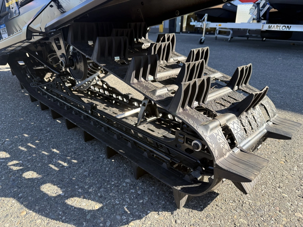 2026 Ski-doo Summit X 154 850 E-tec Turbo R Powdermax Ultra-light Flexedge 3.0' Shot W/ 10.25' Touchscreen alt