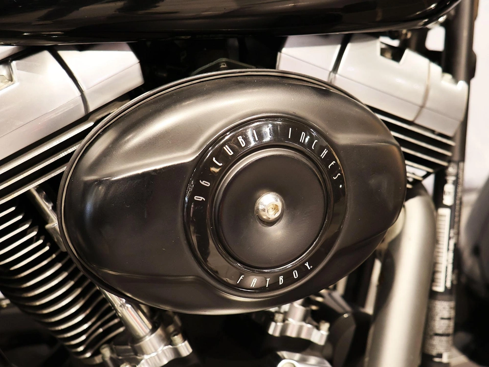 Harley-davidson Fat Boy Lo Flstf 2011
