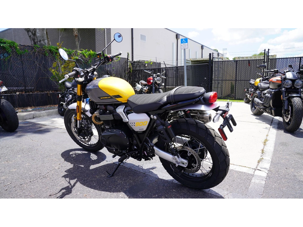2026 Triumph Scrambler 900 alt
