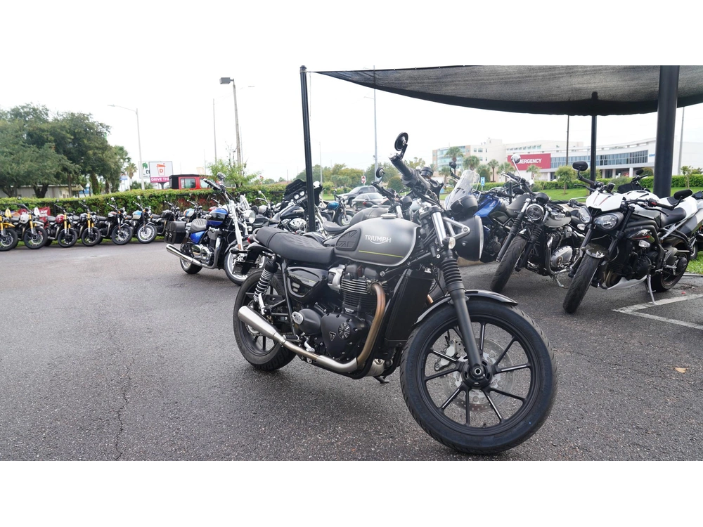 2023 Triumph Bonneville Speed Twin 900 alt