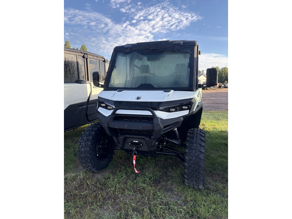 2027 Can-am Def Ltd 65 Hd11 alt