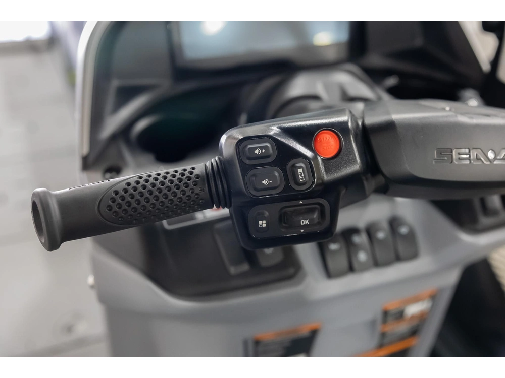 2026 Sea-doo Switch Limited 18 300hp 55th alt